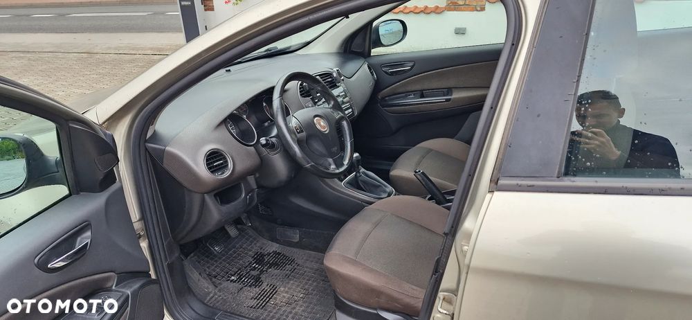Fiat Bravo 1.9 Multijet Active - 3