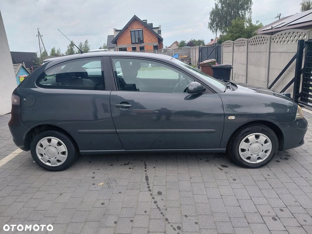 Seat Ibiza SC 1.4 16V Sport - 6