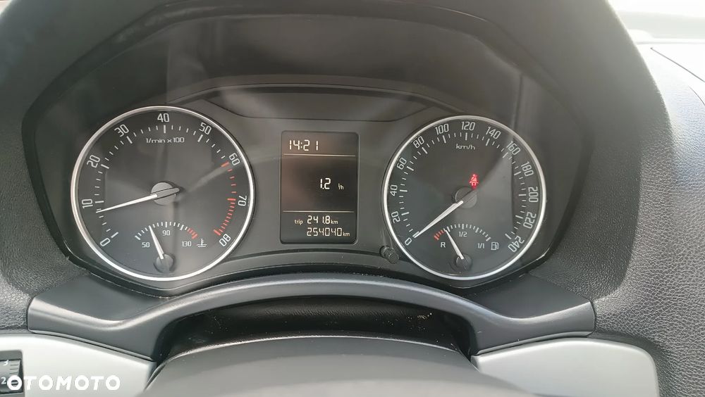 Skoda Octavia 1.4 TSI Ambiente - 16