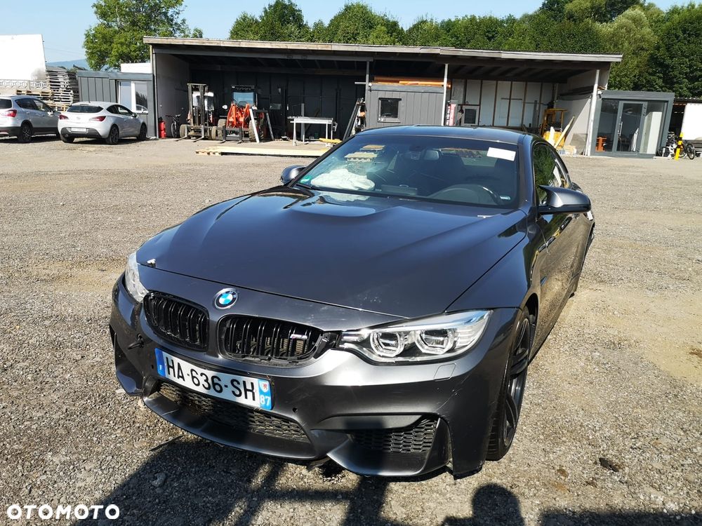 BMW M4 - 8