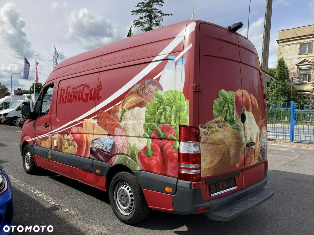 Mercedes-Benz Sprinter - 11