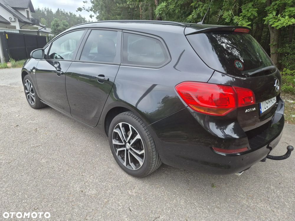 Opel Astra 1.4 T Edition 150 - 4