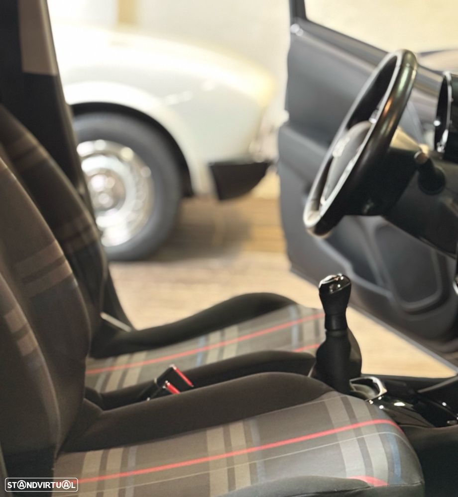 Peugeot 108 1.2 PureTech GT Line - 21