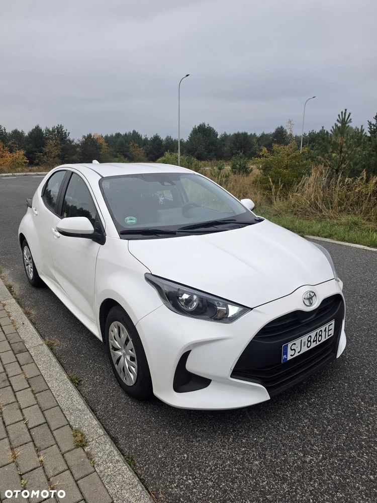 Toyota Yaris - 1