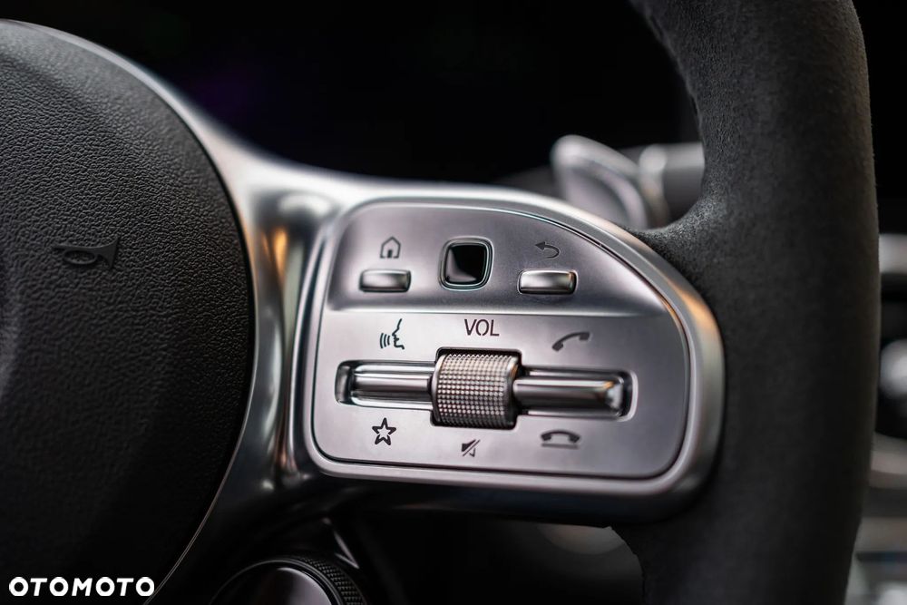 Mercedes-Benz GLC AMG 63 S 4Matic+ AMG Speedshift MCT 9G - 20