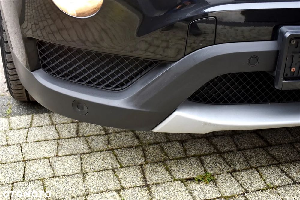 BMW X1 xDrive18d xLine - 11