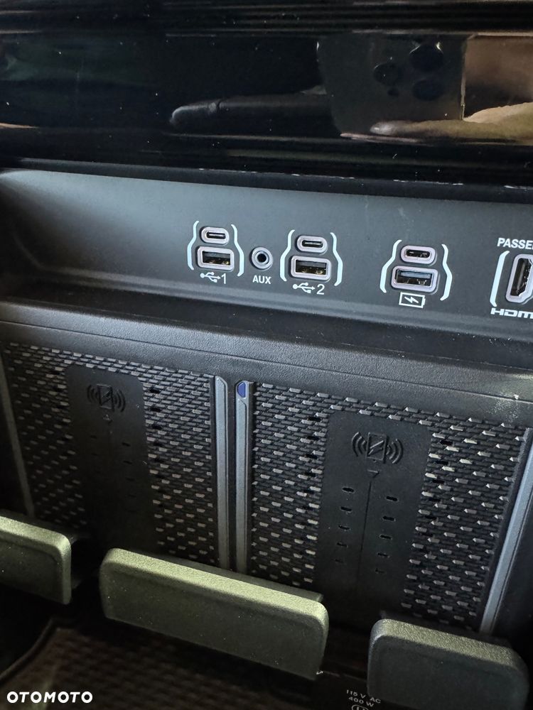 RAM 1500 Limited Night - 35