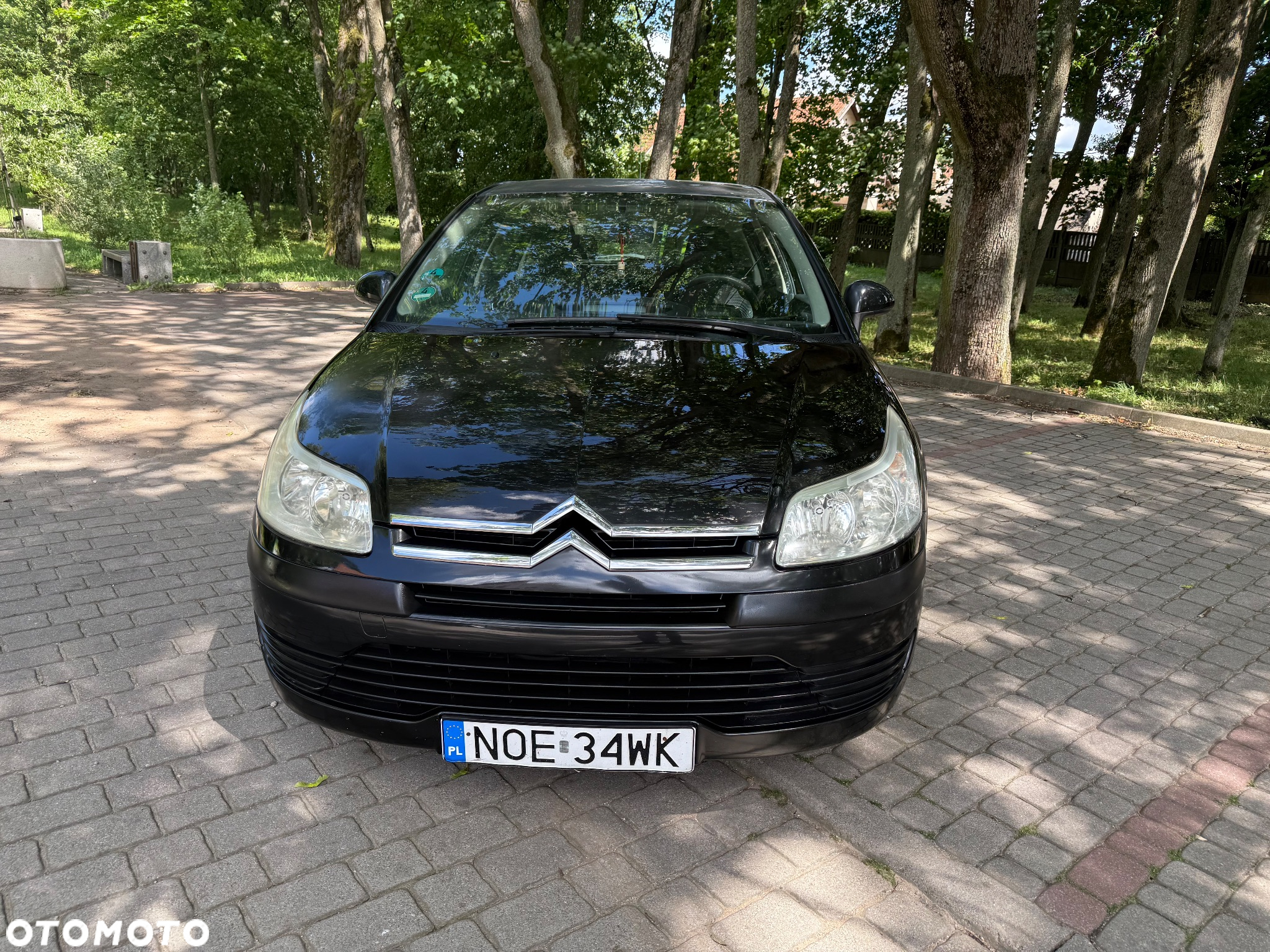 Citroën C4 1.4 16V Impress - 2