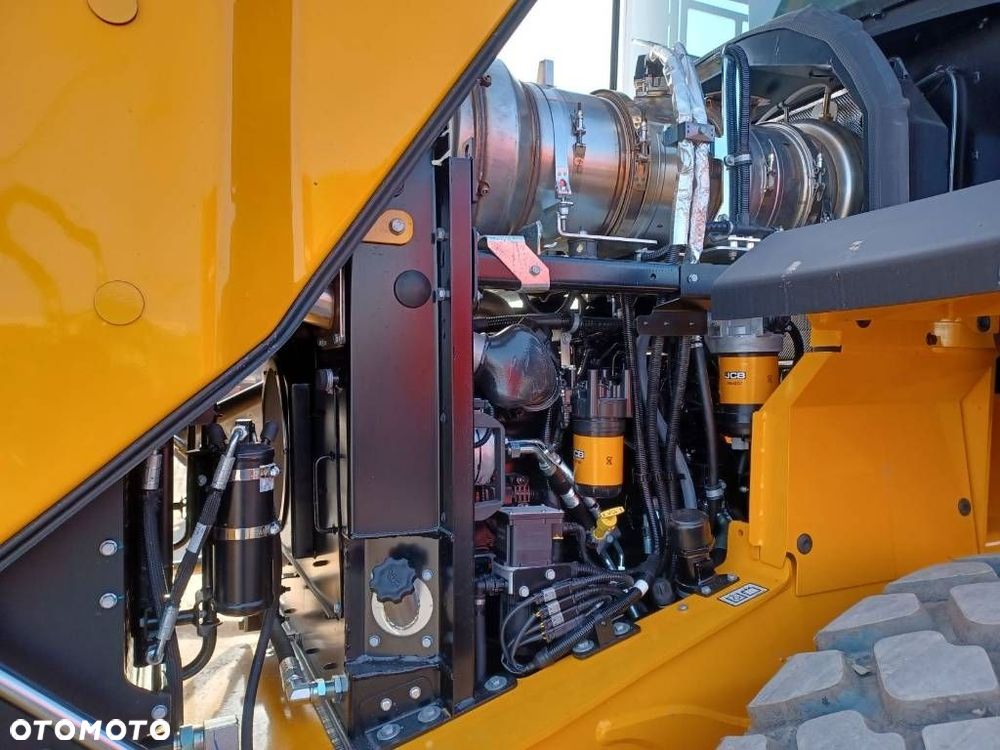 JCB 427 HT - 15