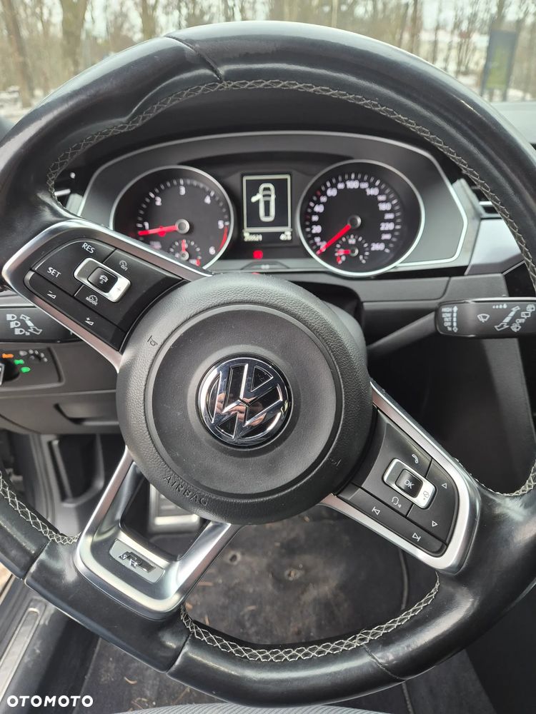 Volkswagen Passat 2.0 TDI (BlueMotion Technology) Comfortline - 16