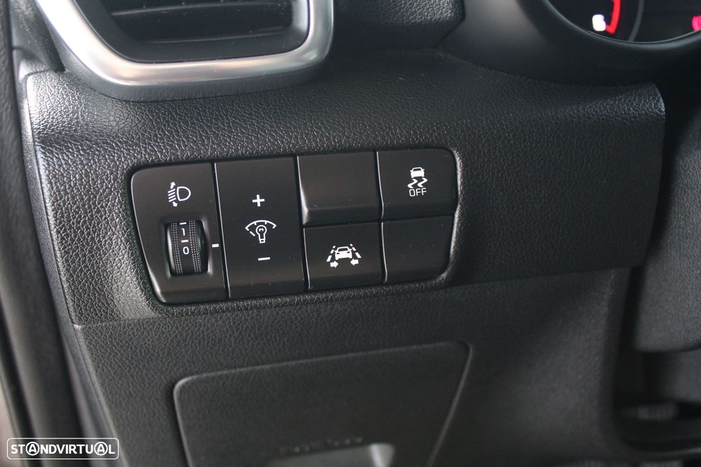 Kia Sportage 1.7 CRDI ISG TX Prime - 19