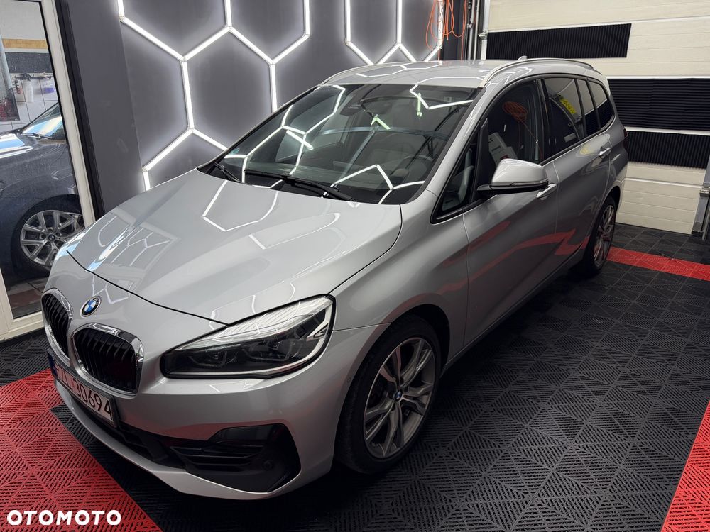 BMW Seria 2 220d xDrive Sport Line sport - 3
