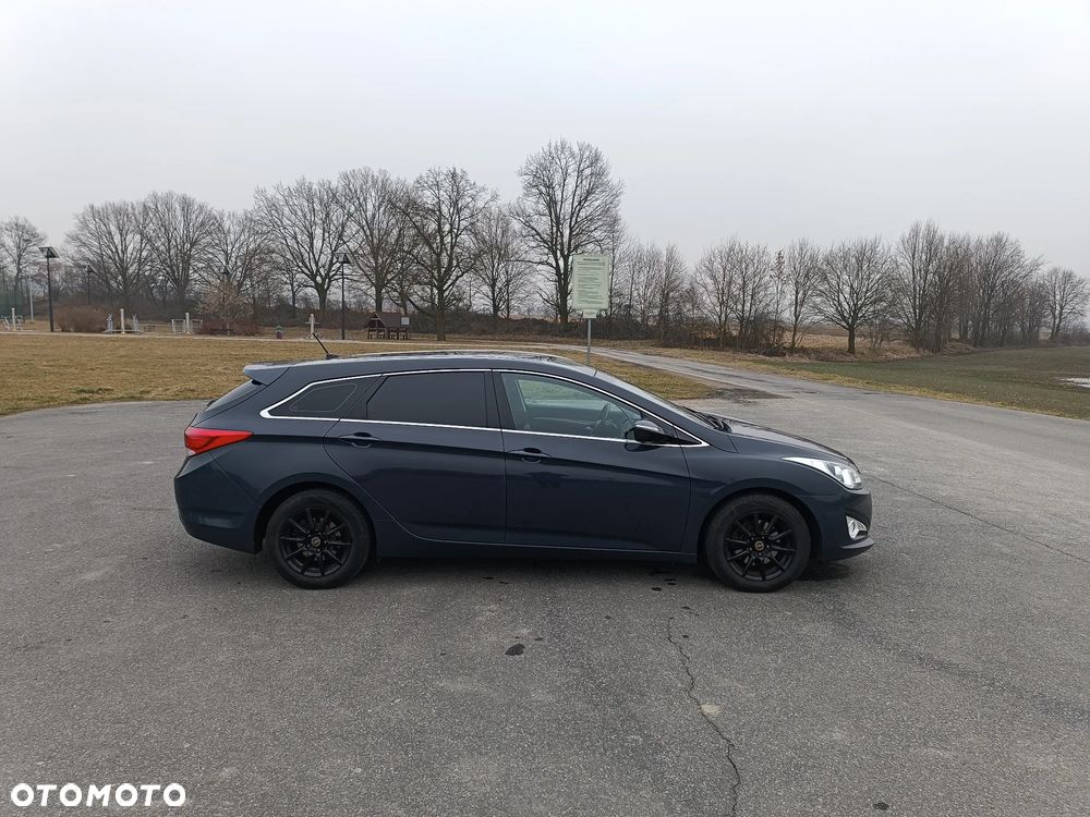 Hyundai i40 1.6 GDI Comfort + - 8