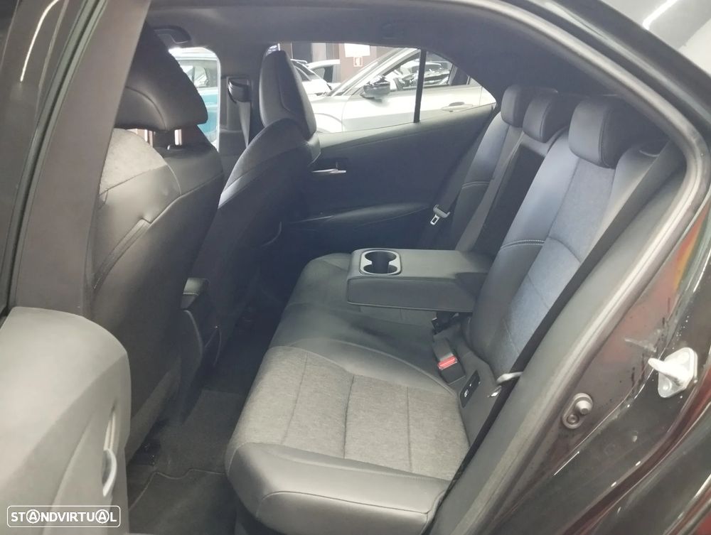 Toyota Corolla 1.8 Hybrid Comfort+P.Sport - 13