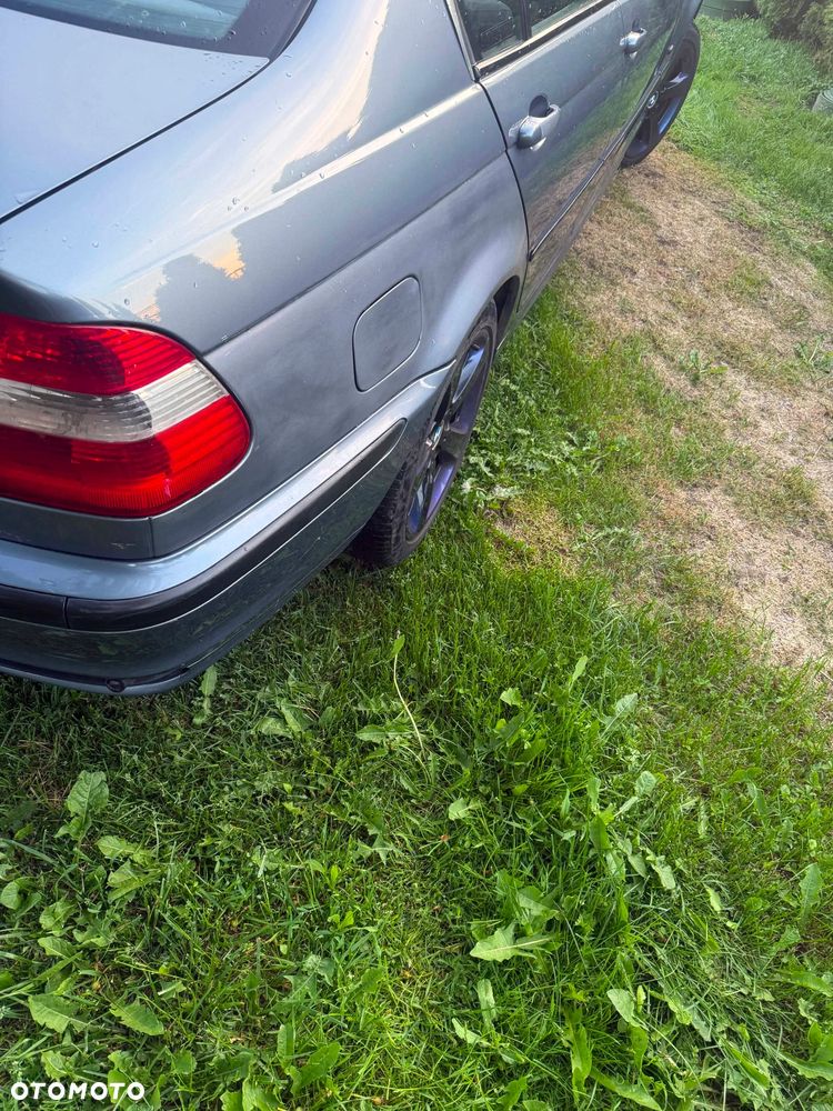 BMW Seria 3 320i - 7