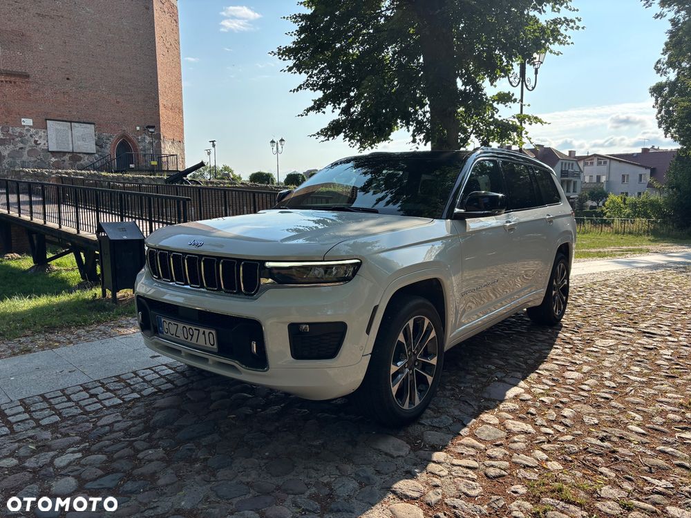 Jeep Grand Cherokee - 1