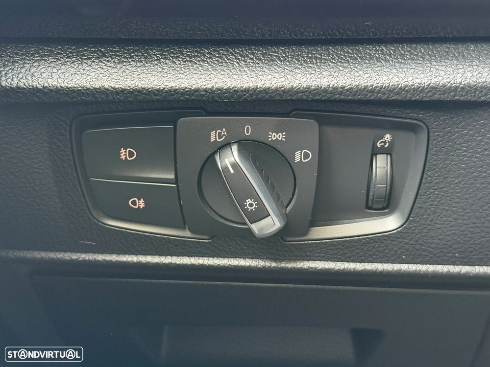 BMW 118 d Line Sport - 19