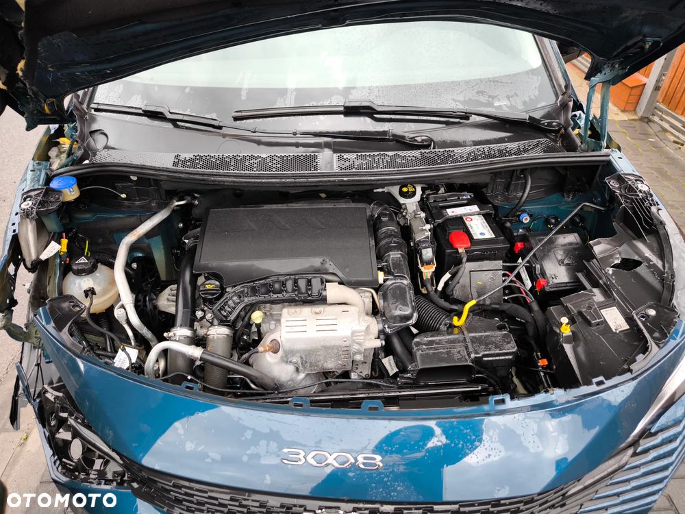 Peugeot 3008 1.2 PureTech GPF Allure S&S EAT8 - 16