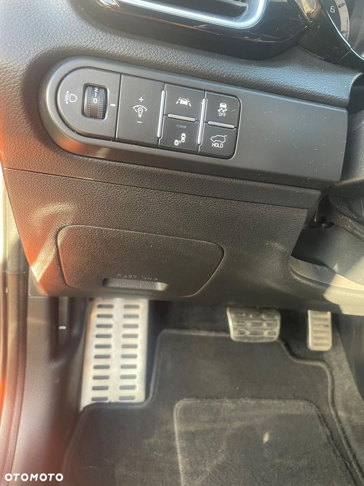 Kia ProCeed 1.6 T-GDI GT DCT - 16