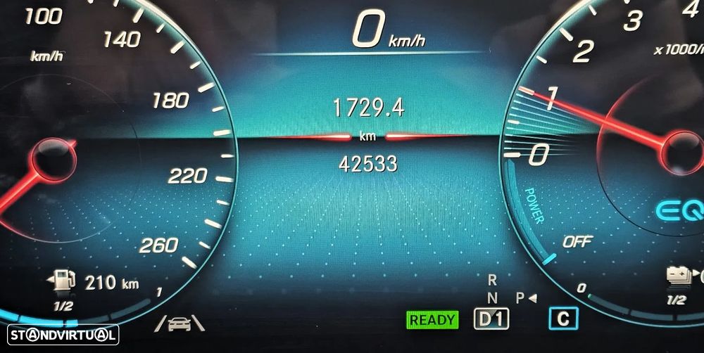 Mercedes-Benz A 250 e 8G-DCT AMG Line - 12