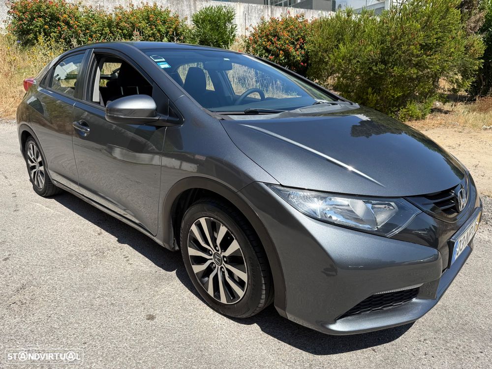 Honda Civic 1.6 i-DTEC Comfort - 1