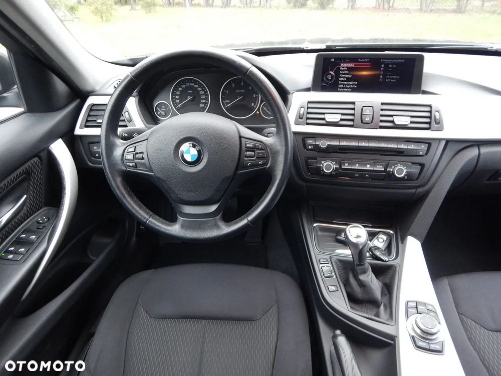BMW Seria 3 320d Blue Performance Luxury Line - 11