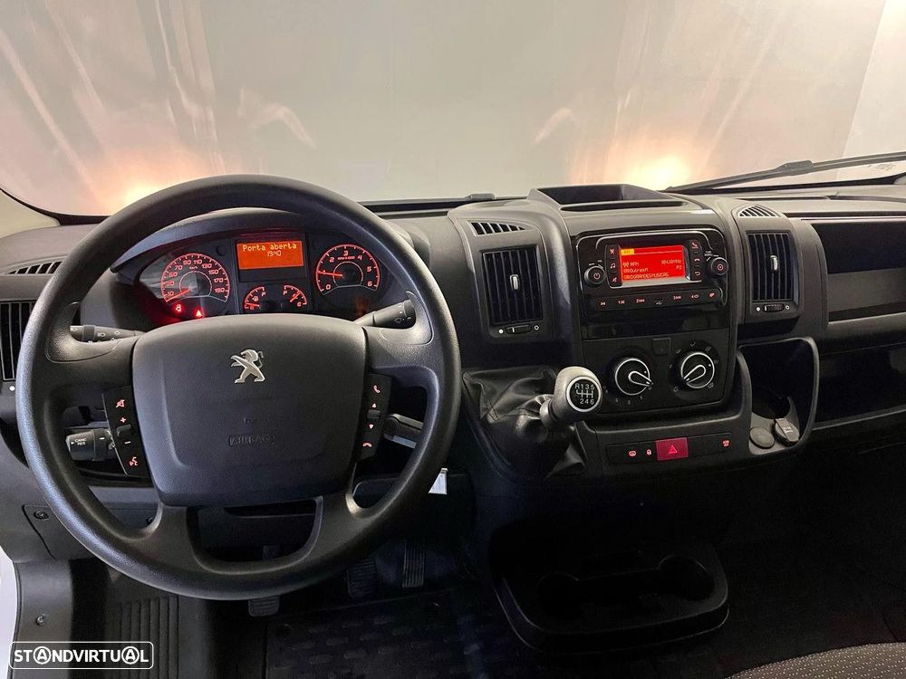 Peugeot Boxer 2.2 BlueHDi 335 L2 CD - 2
