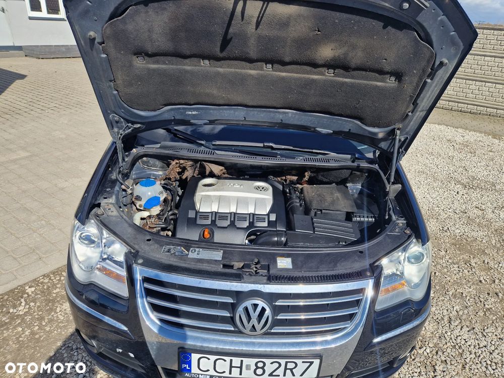 Volkswagen Touran 2.0 TDI DPF Trendline - 12