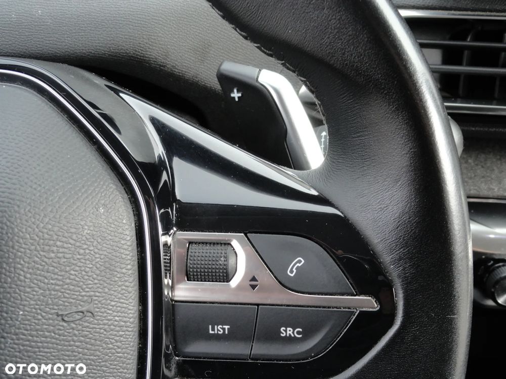 Peugeot 5008 1.5 BlueHDI Allure S&S EAT8 - 20