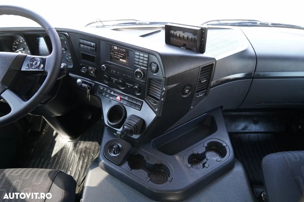 Mercedes-Benz AROCS 3243 / 8x4 / BASCULĂ DUBLU 6,1 M / LOCUL POSTAL HIDRODOXY / BORDMATIC / AUTOMATĂ / ANVELOPE 100% / EURO 6 / - 32