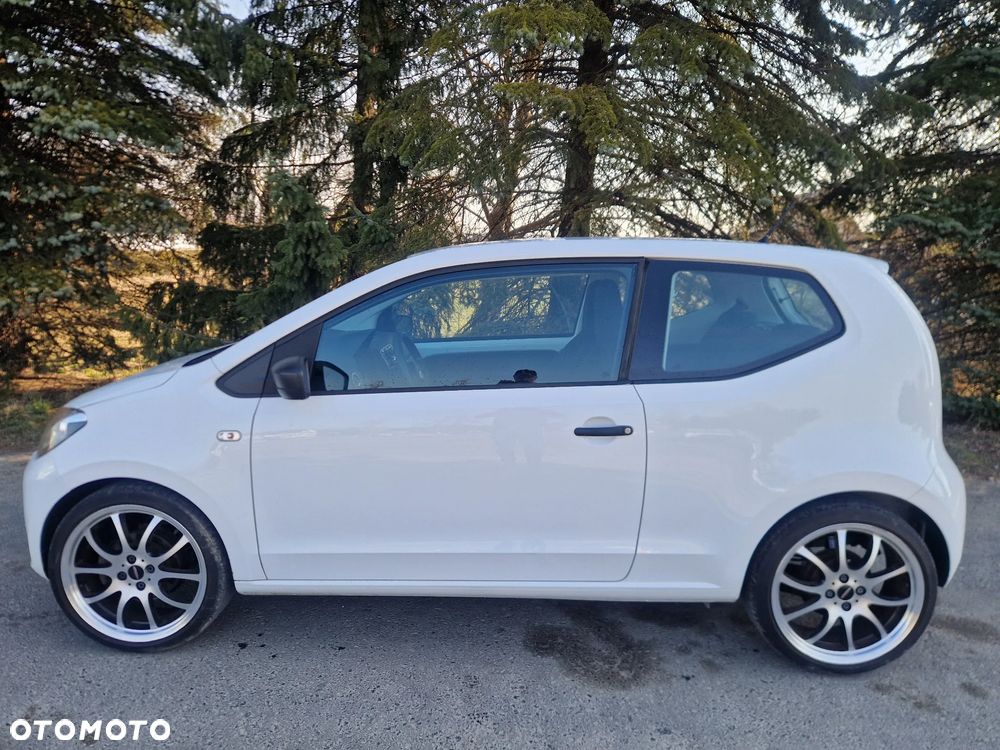 Volkswagen up! - 4