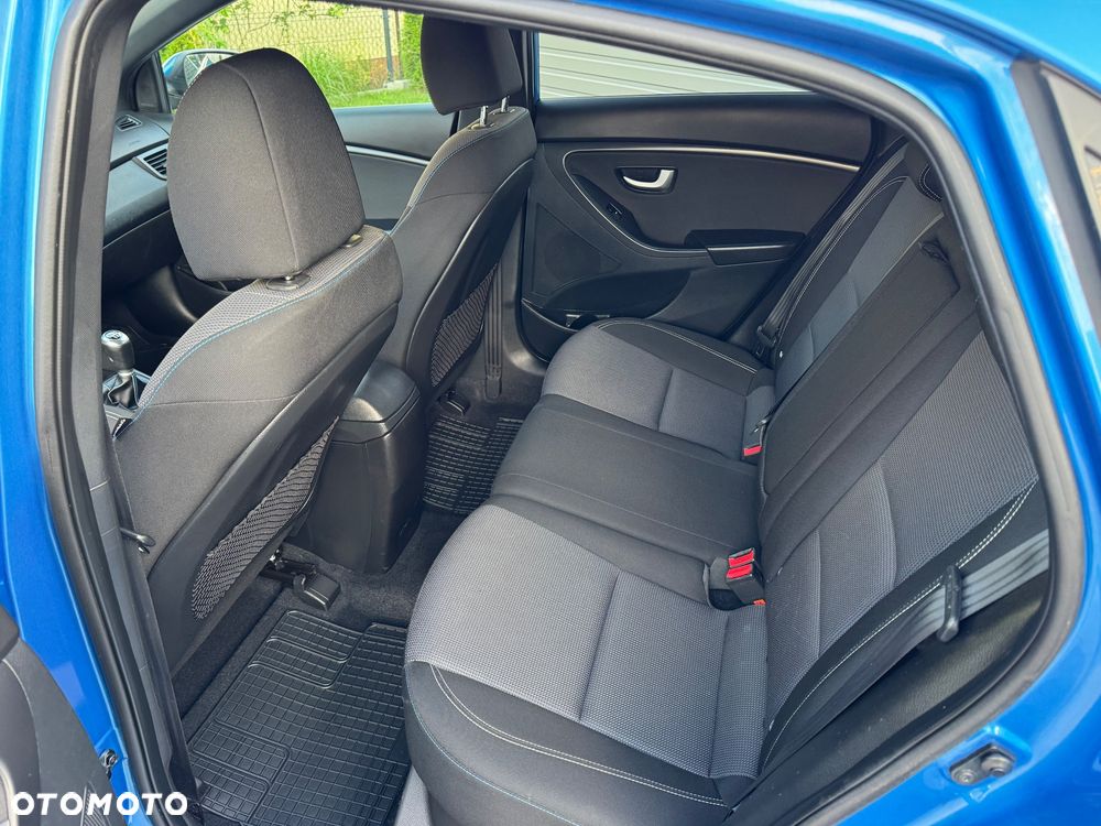 Hyundai i30 1.4 GO Plus - 23