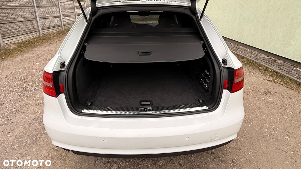 Audi A4 Avant 2.0 TDI DPF S line Sportpaket - 38