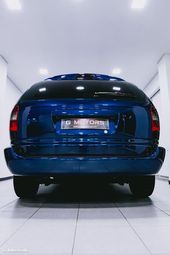 Chrysler Grand Voyager 2.5 CRD LX - 32