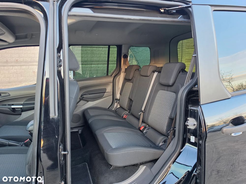 Ford Tourneo Connect - 19