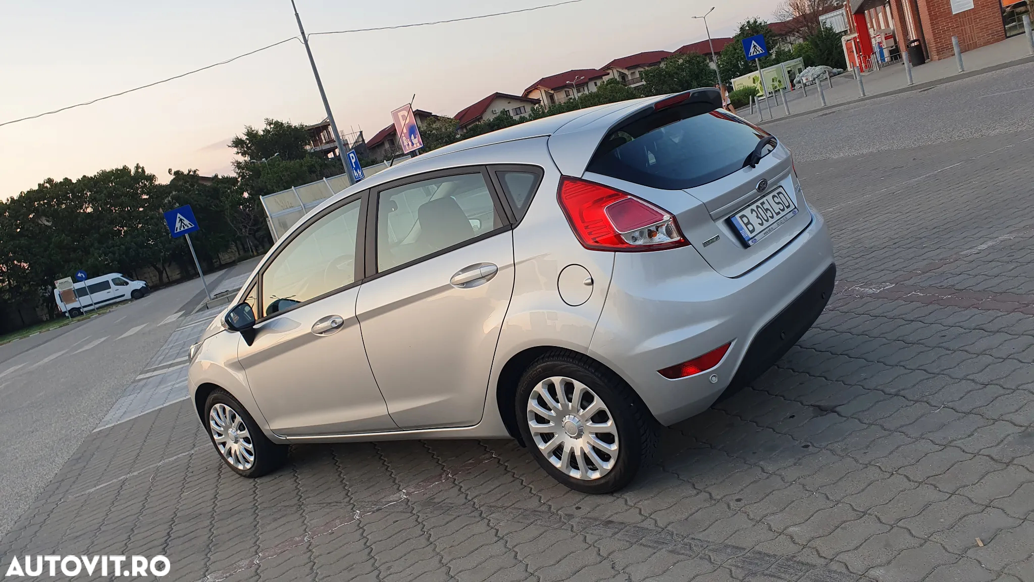 Ford Fiesta 1.0 Start Stop Trend - 38