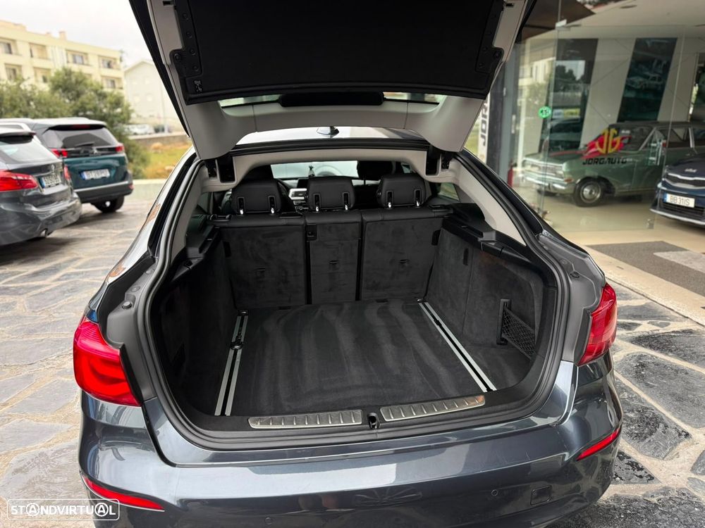 BMW 318 Gran Turismo - 7