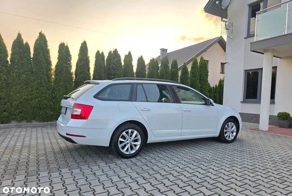 Skoda Octavia 1.6 TDI Style - 16