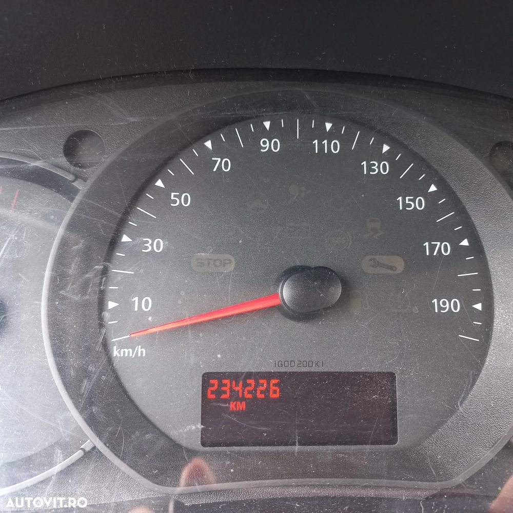 Renault KANGOO MAXI 1.5 dci - 7