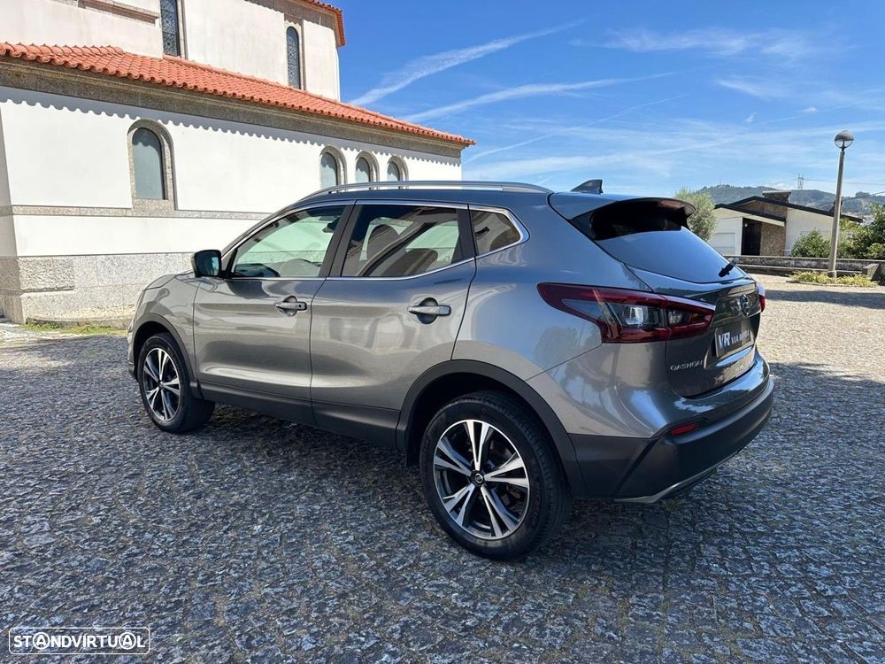 Nissan Qashqai 1.5 dCi N-Connecta J18+Led - 28