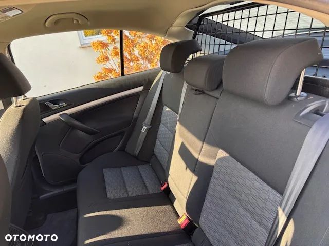Skoda Octavia 1.4 TSI Ambition - 6