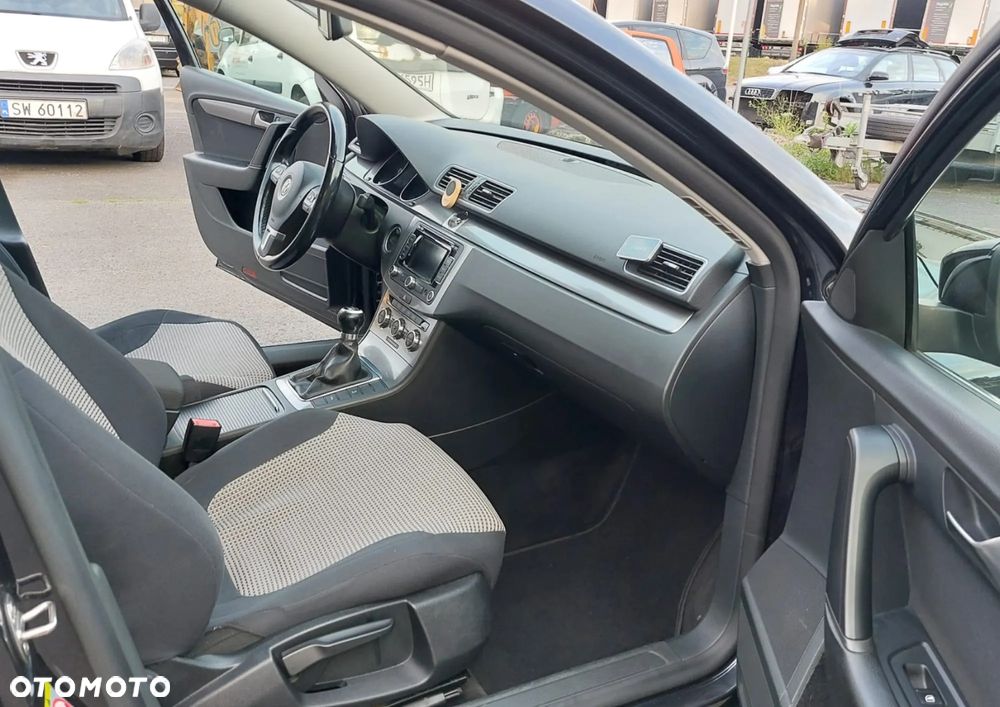 Volkswagen Passat Variant 1.6 TDI Comfortline - 9