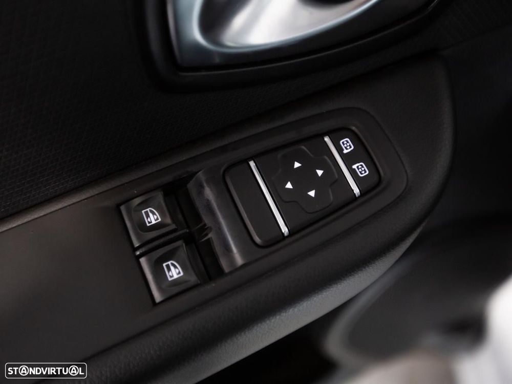 Renault Clio 1.5 dCi Zen - 12