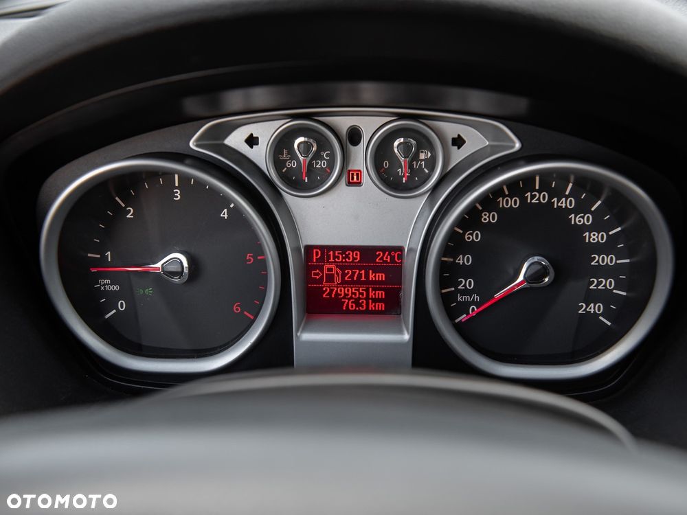 Ford Kuga - 23