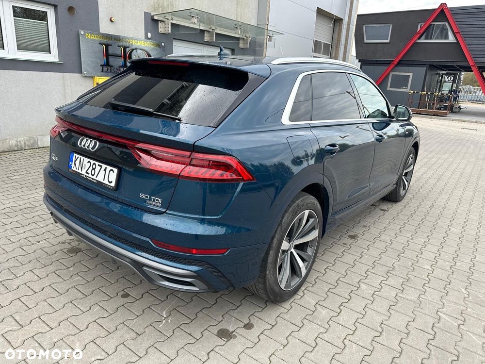 Audi Q8 - 2