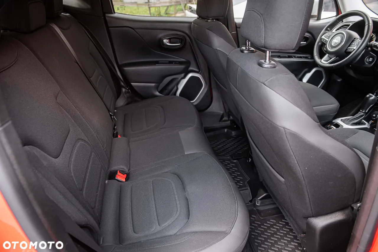 Jeep Renegade 1.4 MultiAir DSG Limited - 28