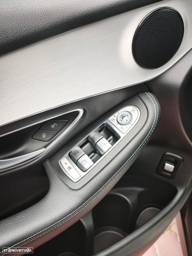 Mercedes-Benz GLC 250 d AMG Line 4-Matic - 22