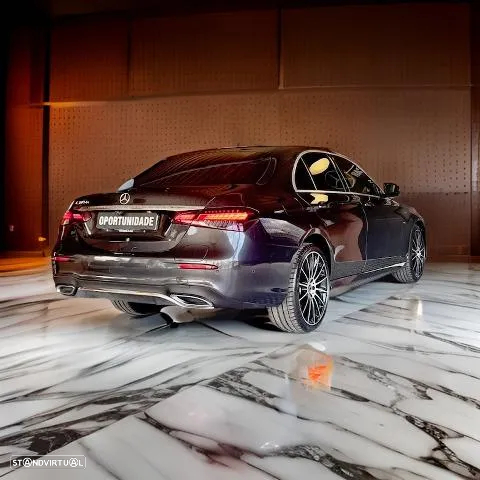 Mercedes-Benz E 300 - 4