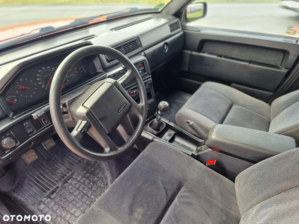 Volvo Seria 900 - 16