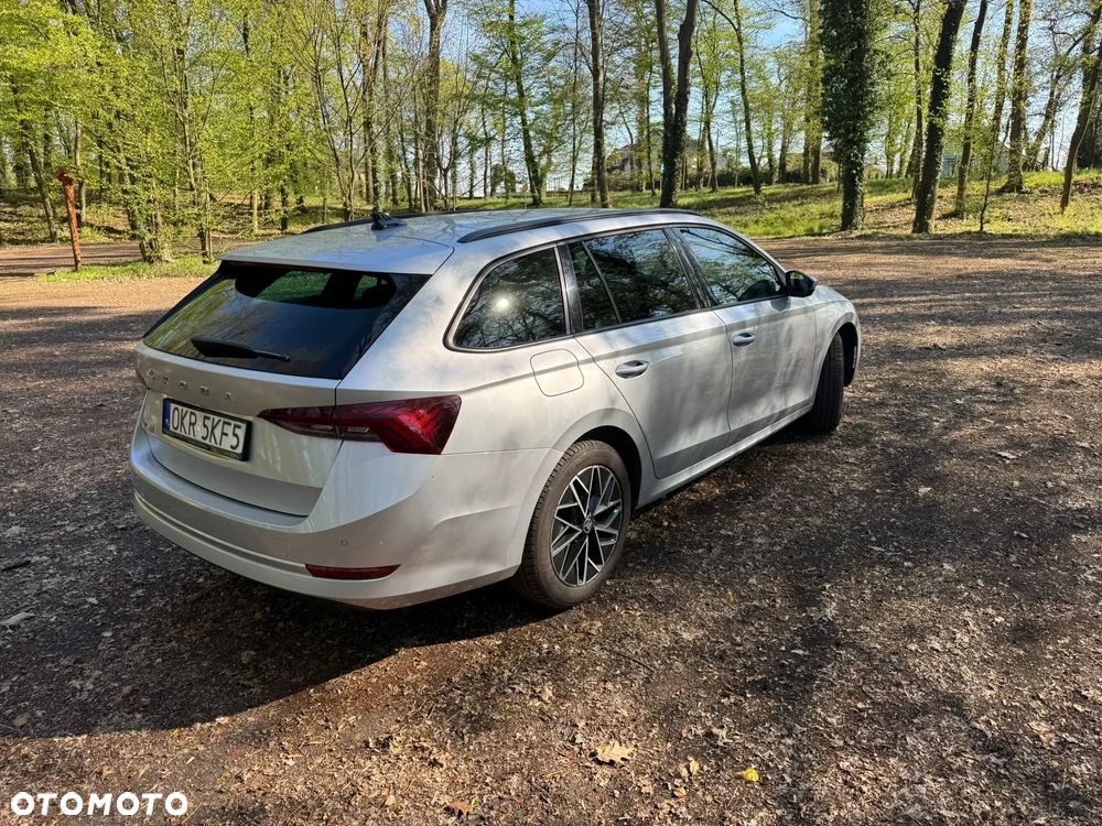 Skoda Octavia ver-2-0-tdi-ambition-dsg - 16